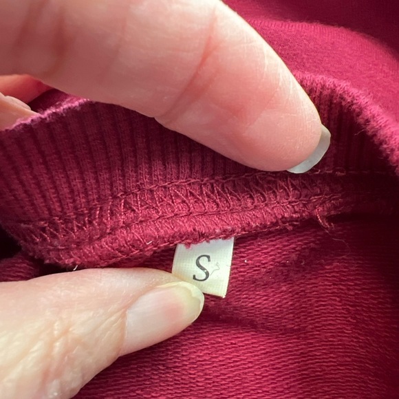 Cat Mom Graphic Burgundy Knit Sweatshirt Top Kitty Lover - Picture 6 of 8